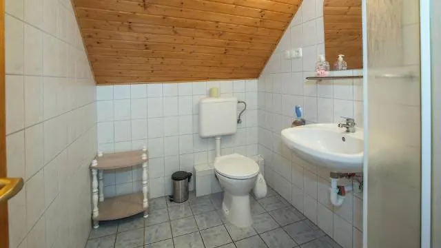 Hullam 2 아파트 기에네스디아스